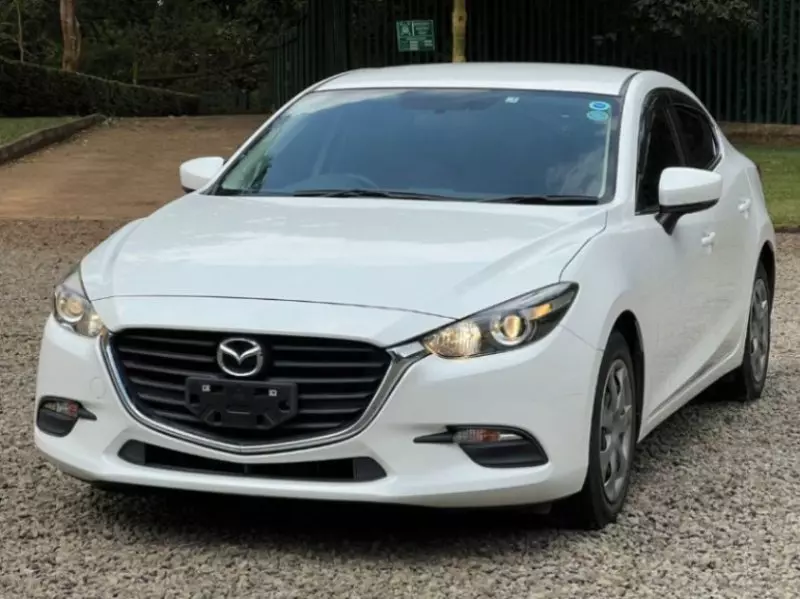 Mazda Axela    - 2017