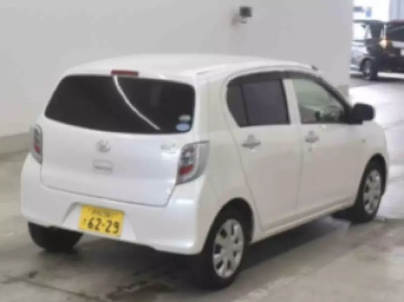 Daihatsu Mira    - 2016