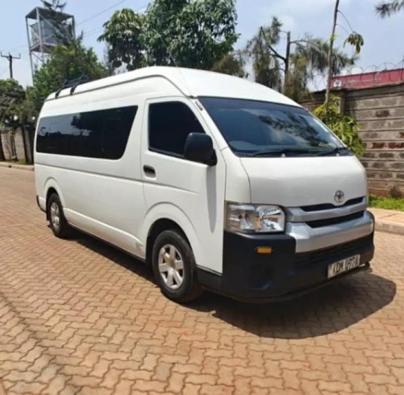Toyota Hiace   - 2023