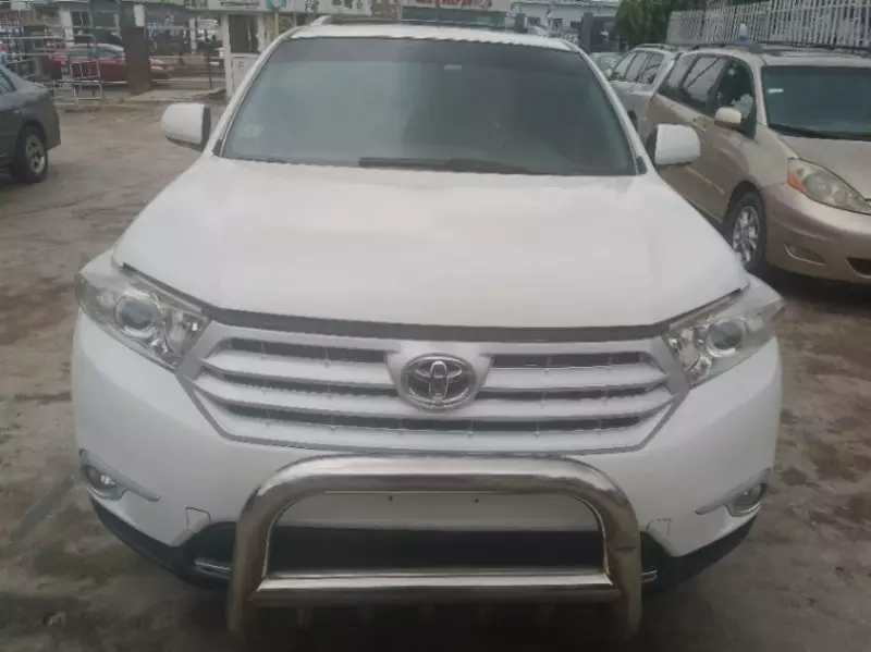 Toyota Highlander   - 2009