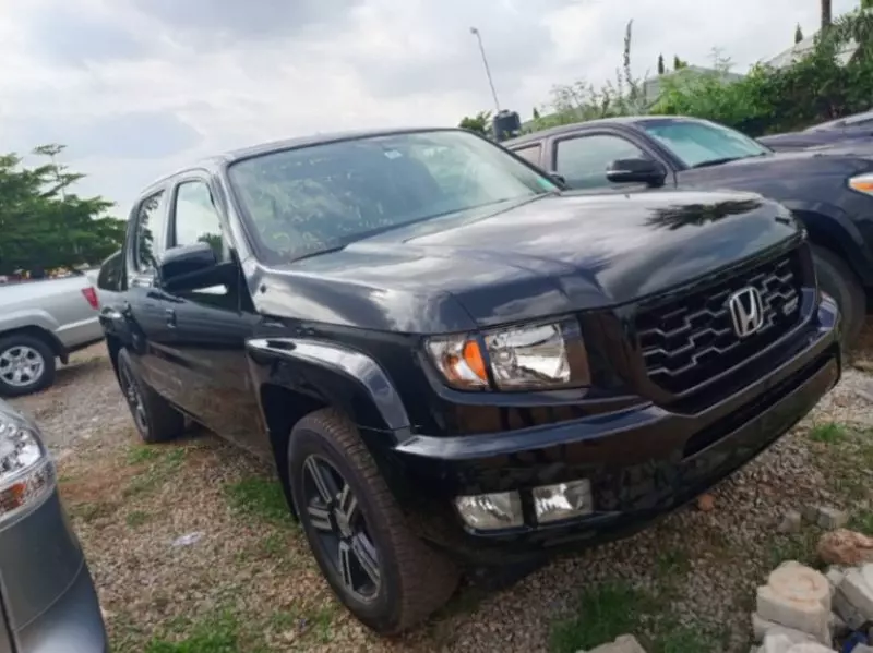 Honda Ridgeline   - 2013