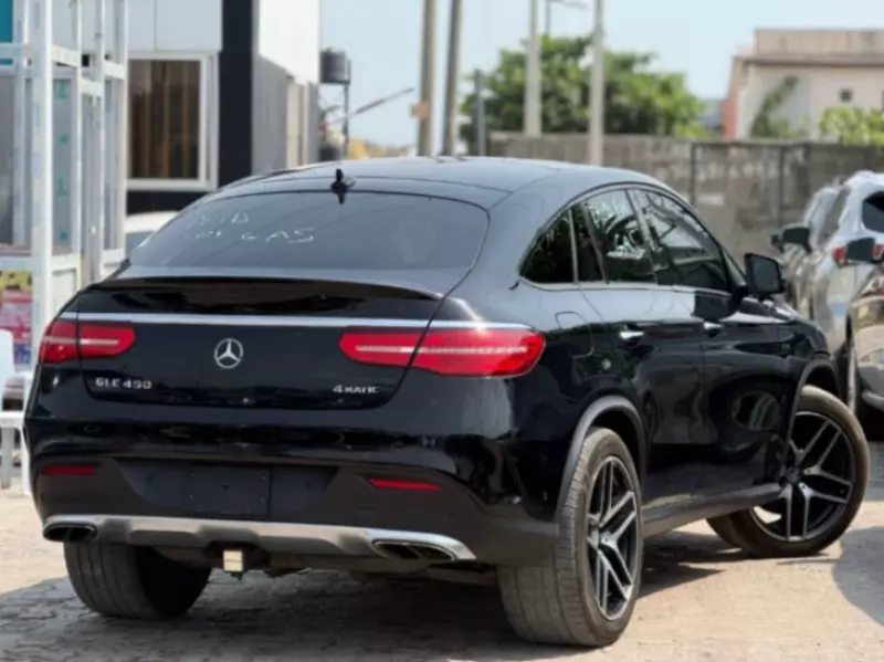 Mercedes-Benz GLE-Class - 2016