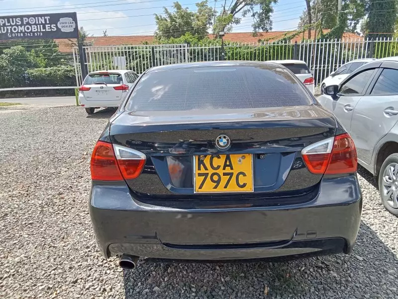 BMW 320i   - 2007