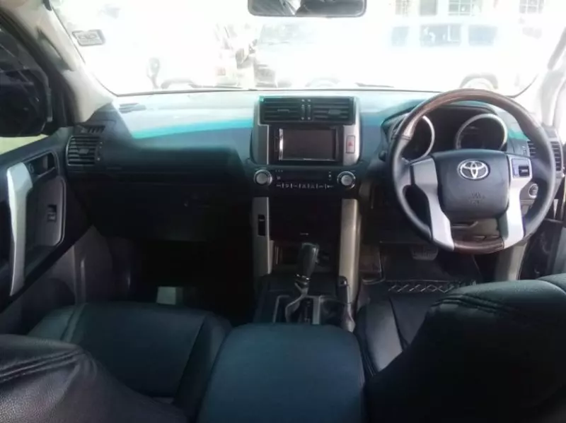 Toyota Landcruiser prado TX   - 2012