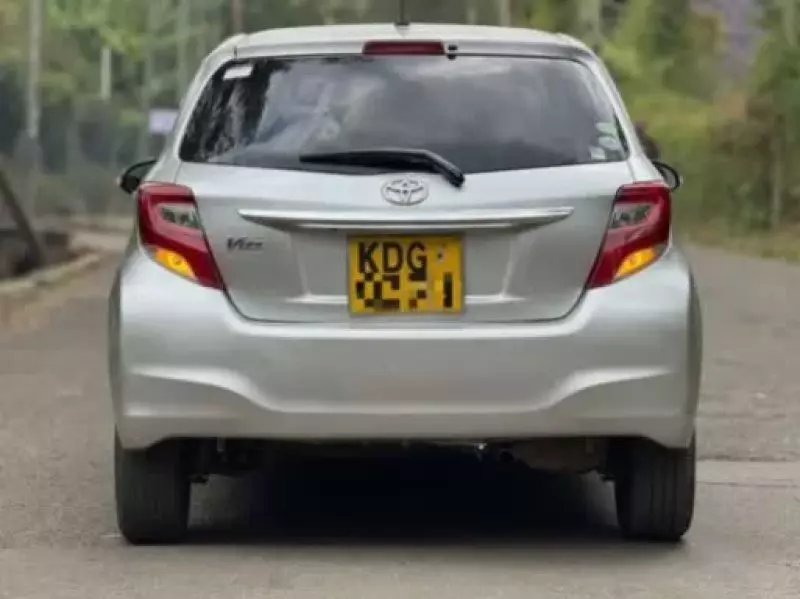 Toyota Vitz   - 2014