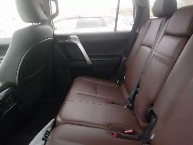 Toyota Landcruiser Prado   - 2016