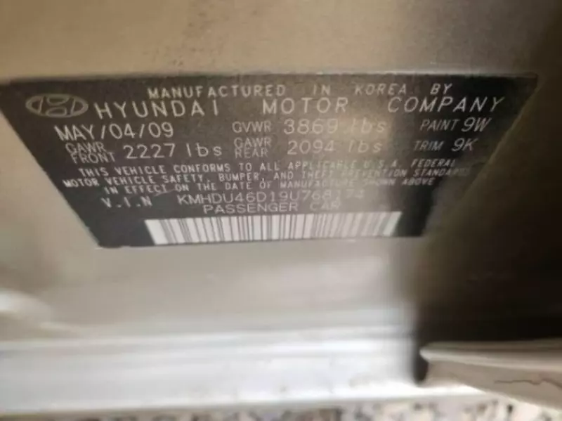 Hyundai Elantra   - 2009