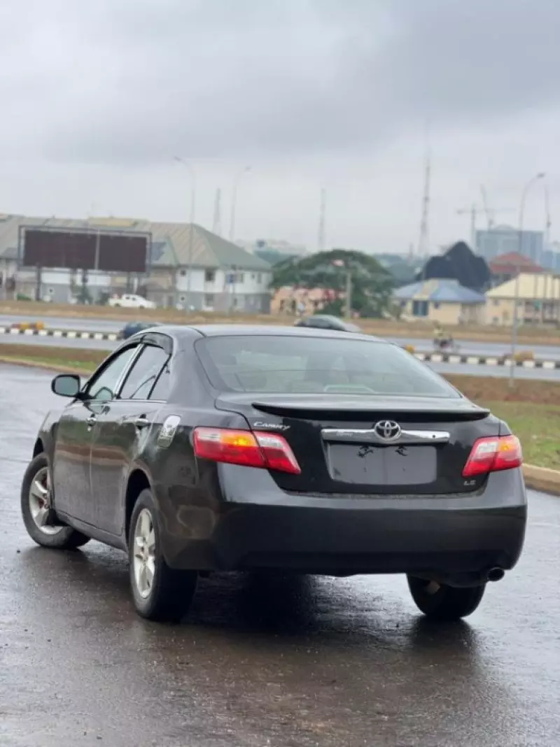 Toyota Camry   - 2007