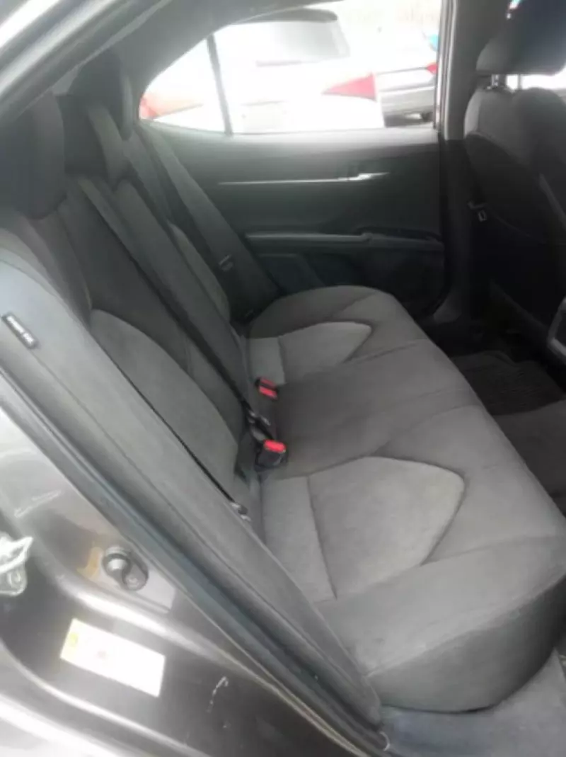 Toyota Camry   - 2018