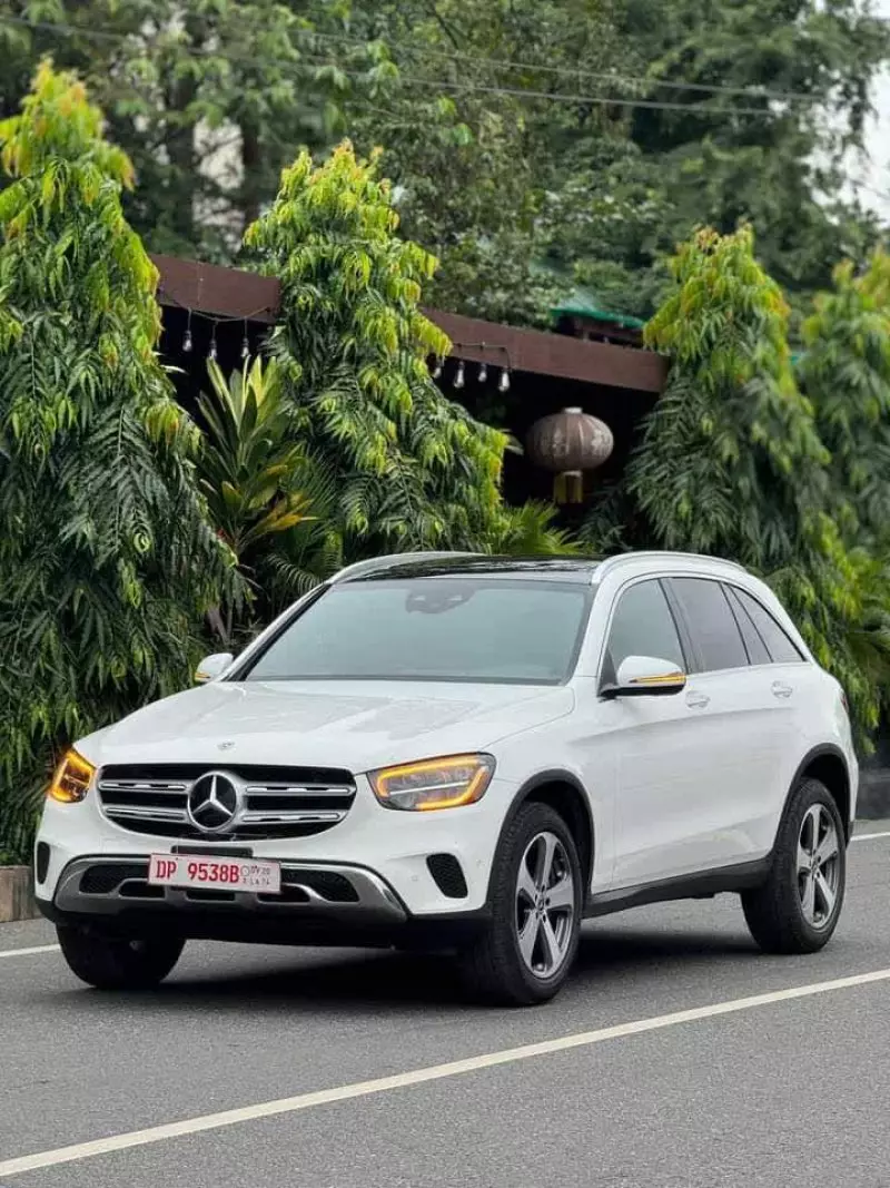 Mercedes-Benz GLC 300   - 2020