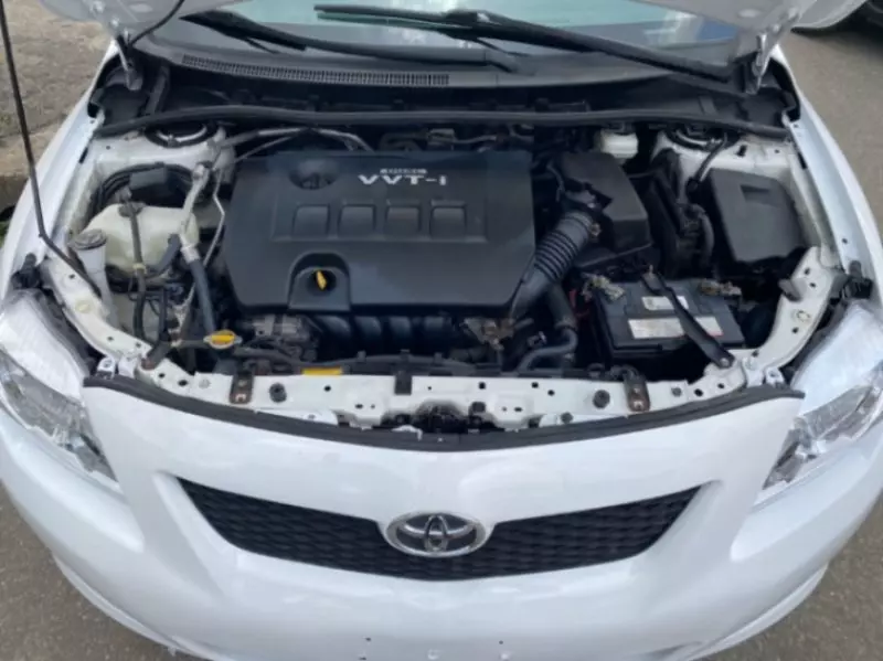 Toyota Corolla   - 2009