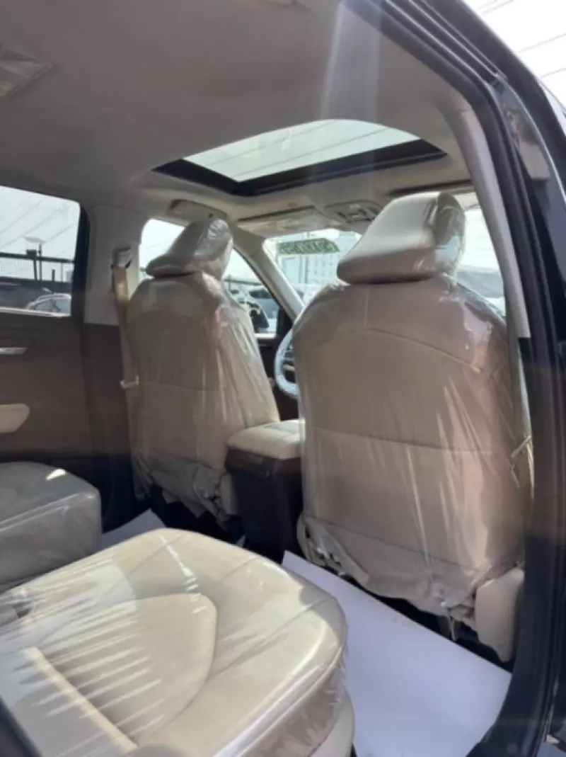 Toyota Highlander   - 2022