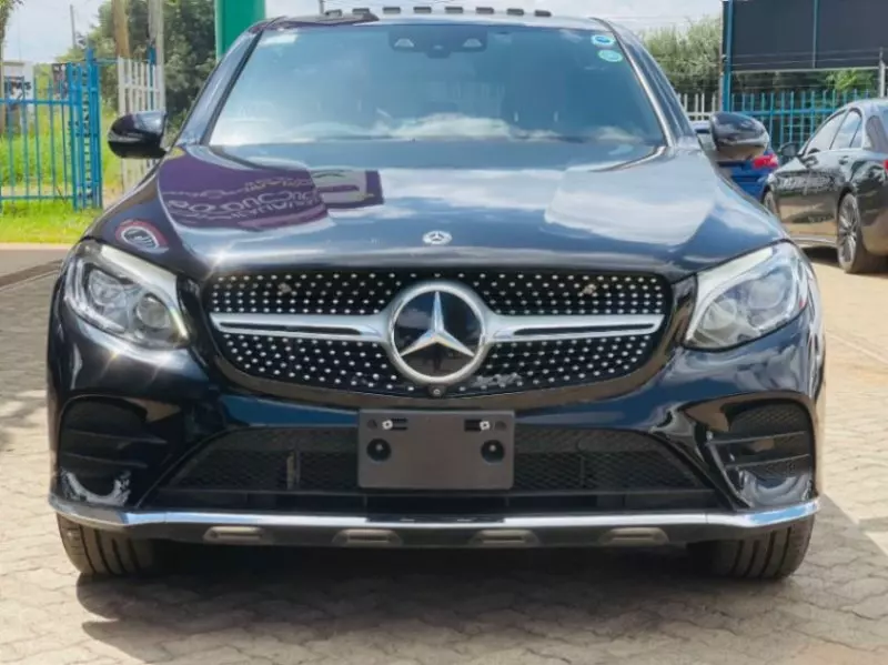 Mercedes-Benz GLC 220   - 2018