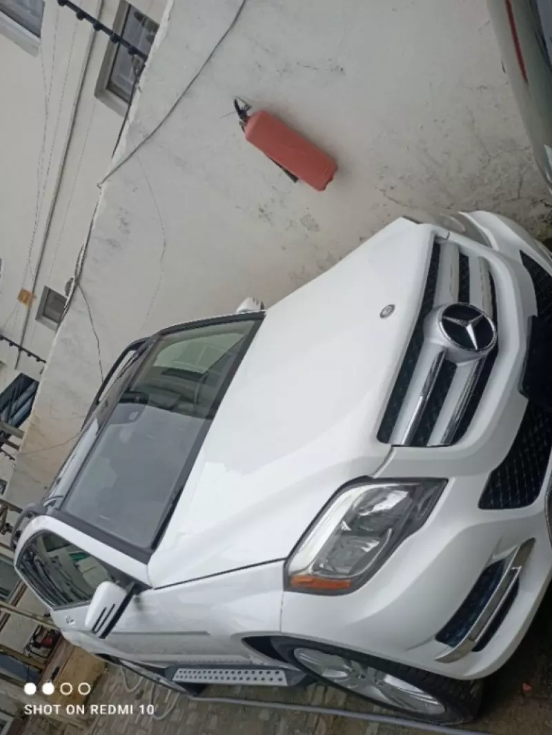 Mercedes-Benz GLK 350   - 2015