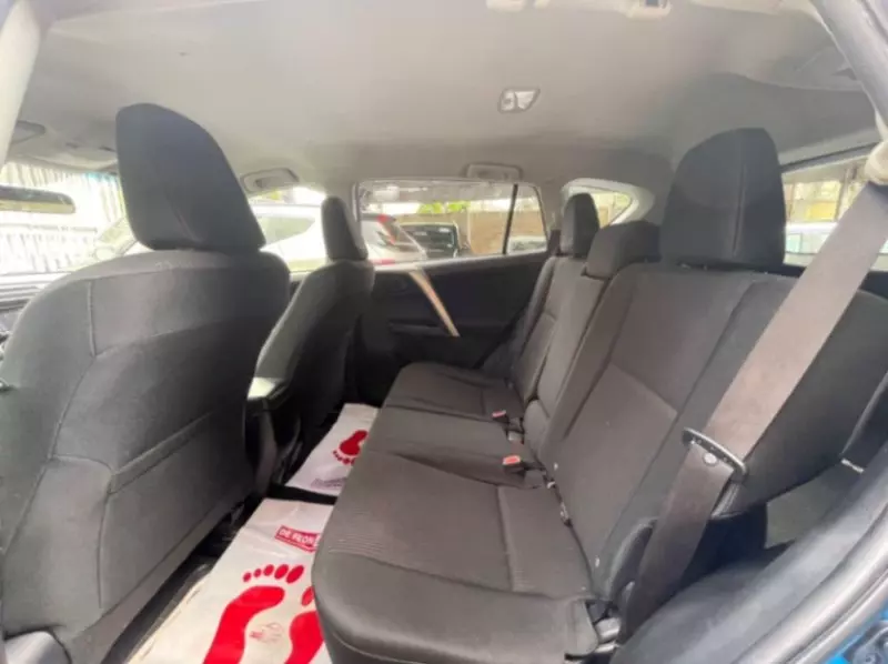 Toyota RAV4   - 2016