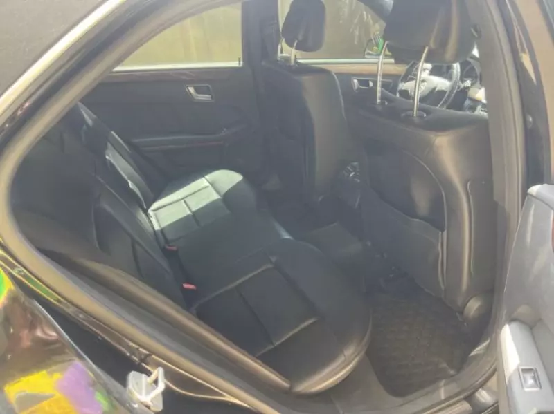 Mercedes-Benz E350   - 2012