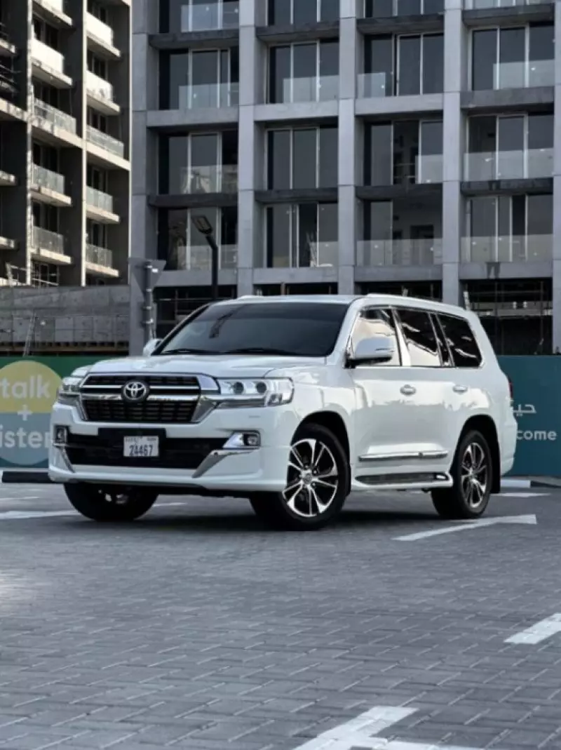 Toyota Land Cruiser   - 2019