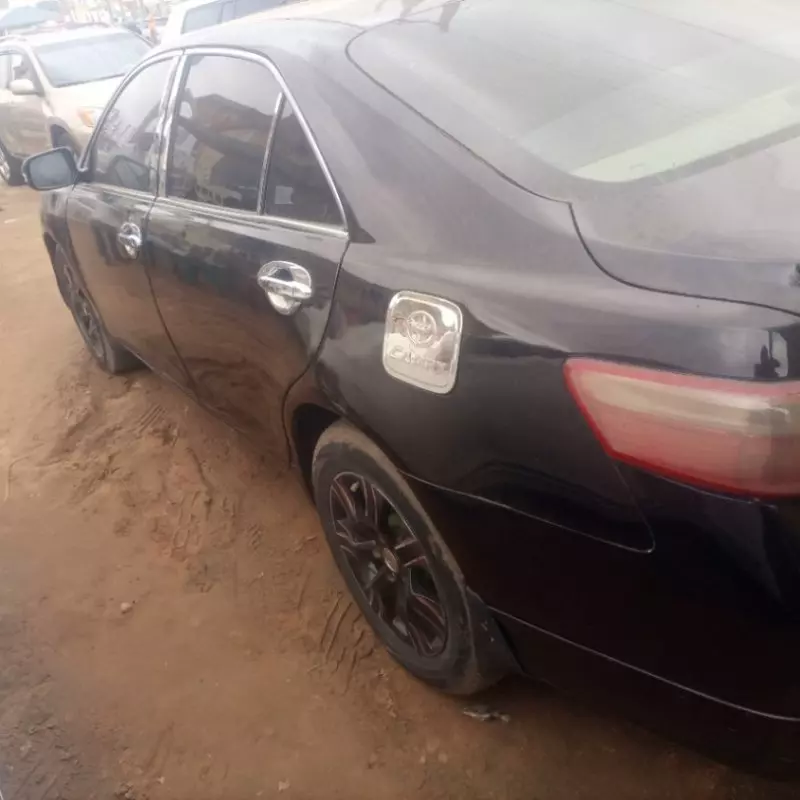 Toyota Camry   - 2008