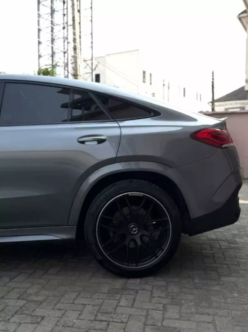 Mercedes-Benz GLE-Class - 2021