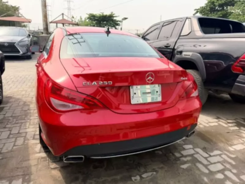 Mercedes-Benz CLA 250