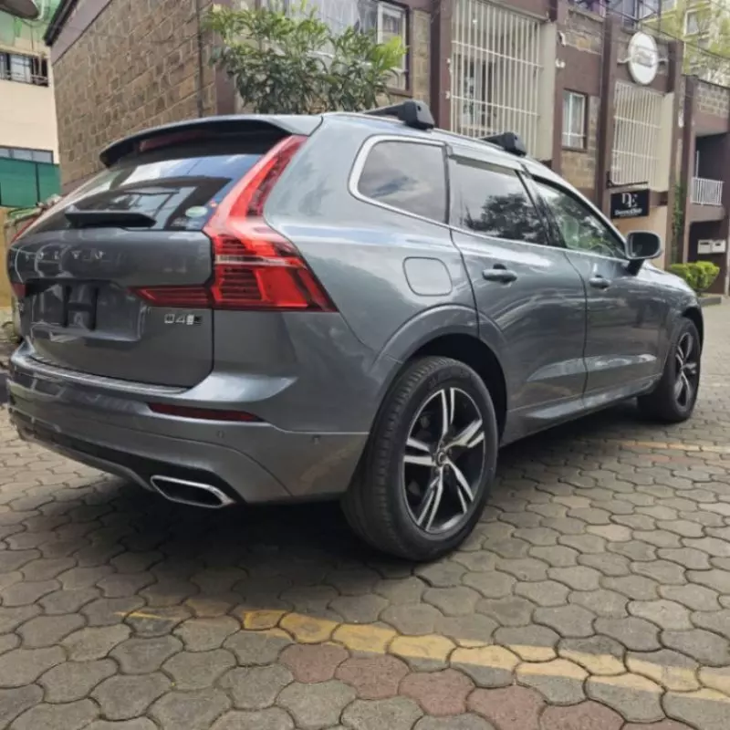 Volvo XC60   - 2018
