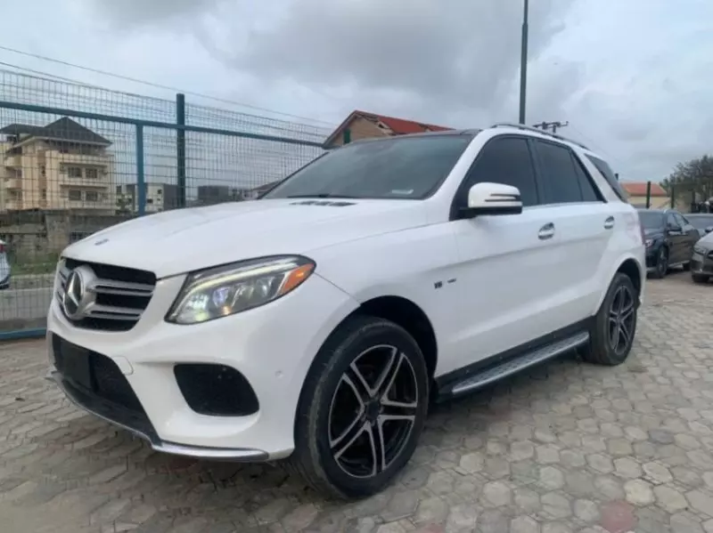 Mercedes-Benz GLE 400