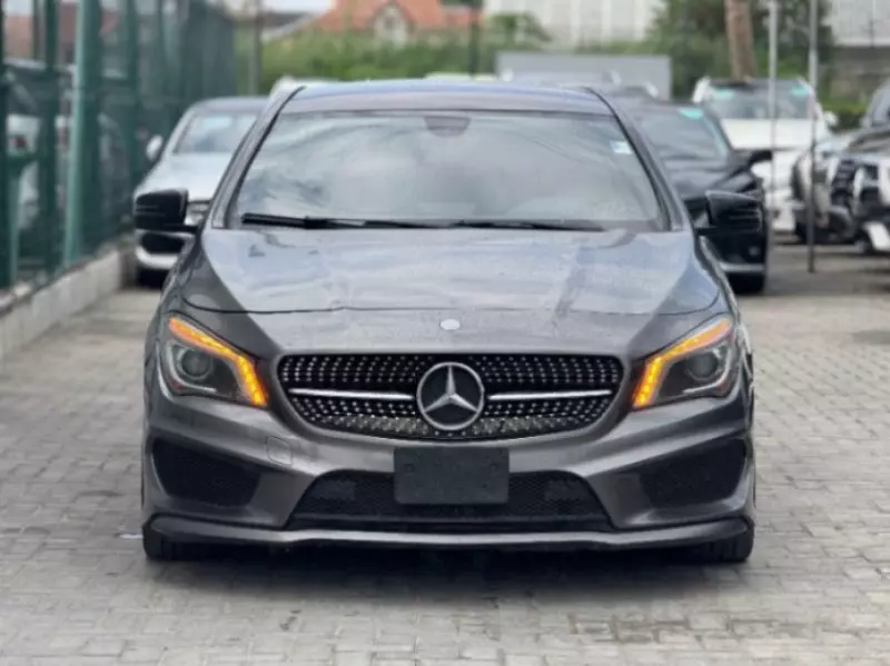 Mercedes-Benz CLA 250   - 2014