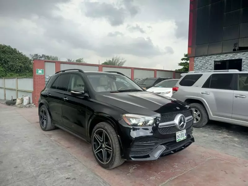 Mercedes-Benz GLE 350 - 2021