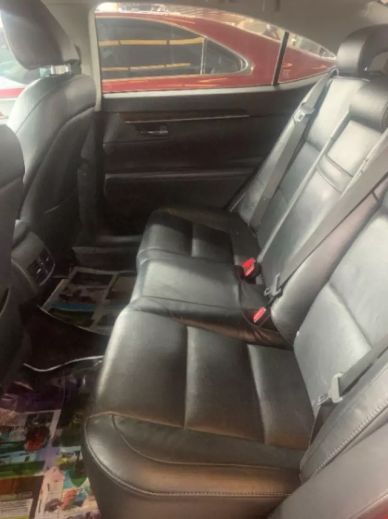 Lexus ES 350   - 2013
