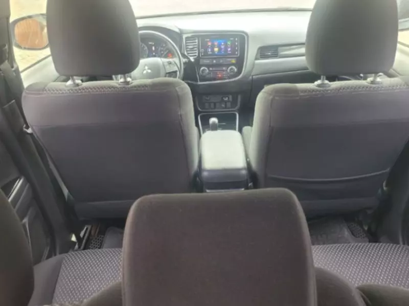 Mitsubishi OUTLANDER   - 2020