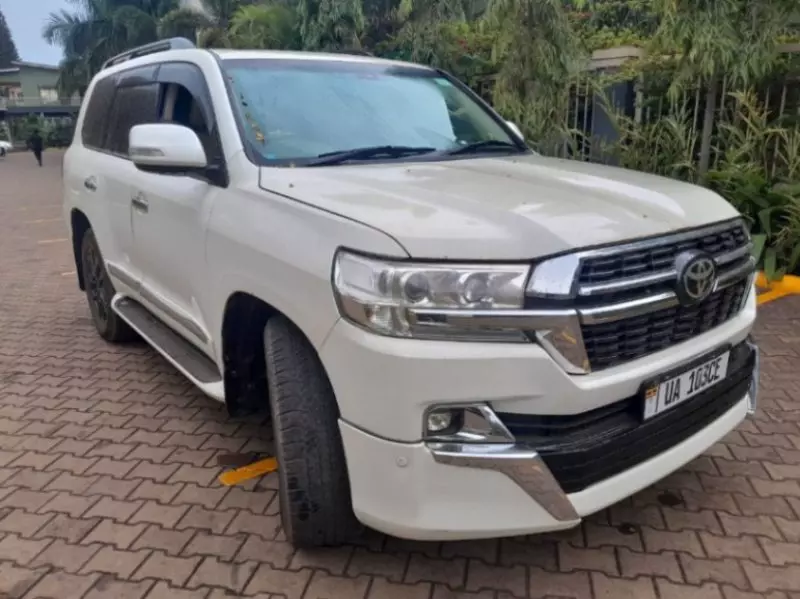 Toyota Landcruiser  V8