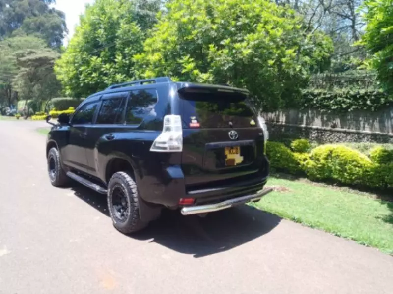 Toyota Land Cruiser Prado   - 2013