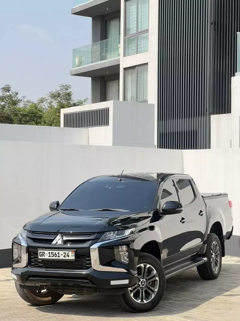 Mitsubishi L200 D/C Sportero A/T   - 2023