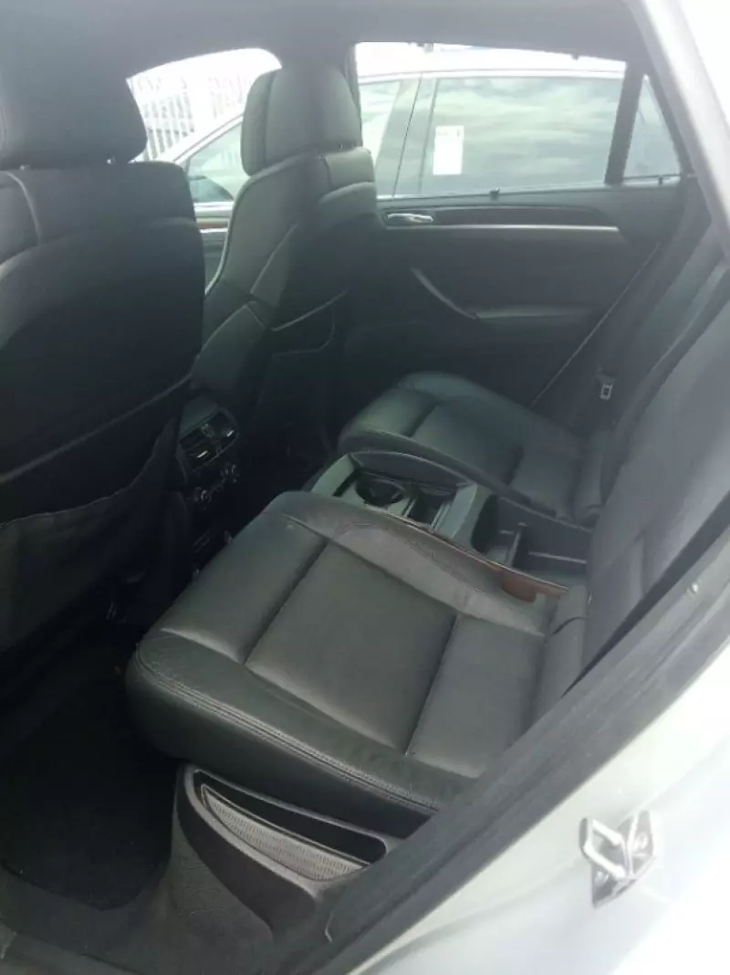 BMW X6   - 2012