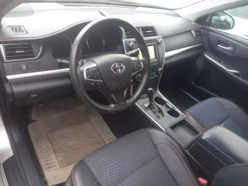 Toyota Camry   -