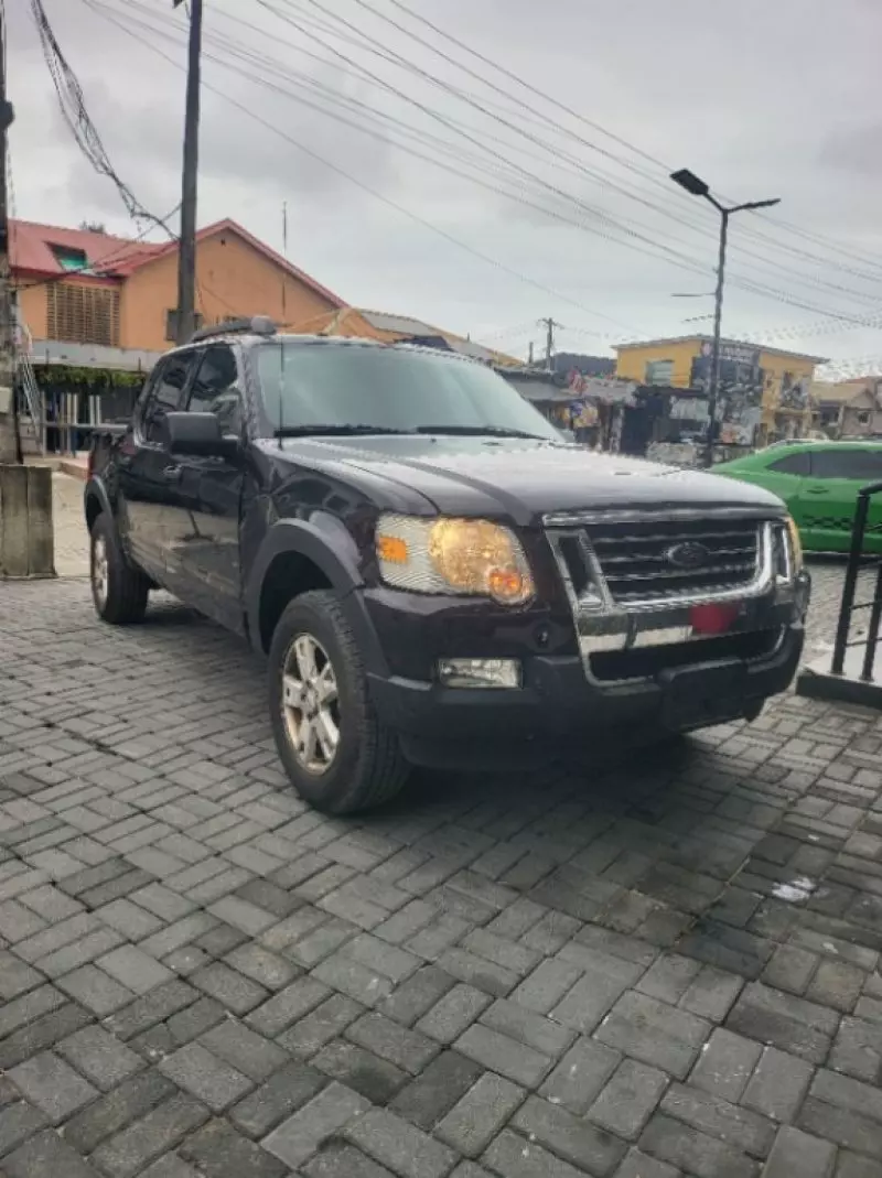 Ford explorer trac   - 2007