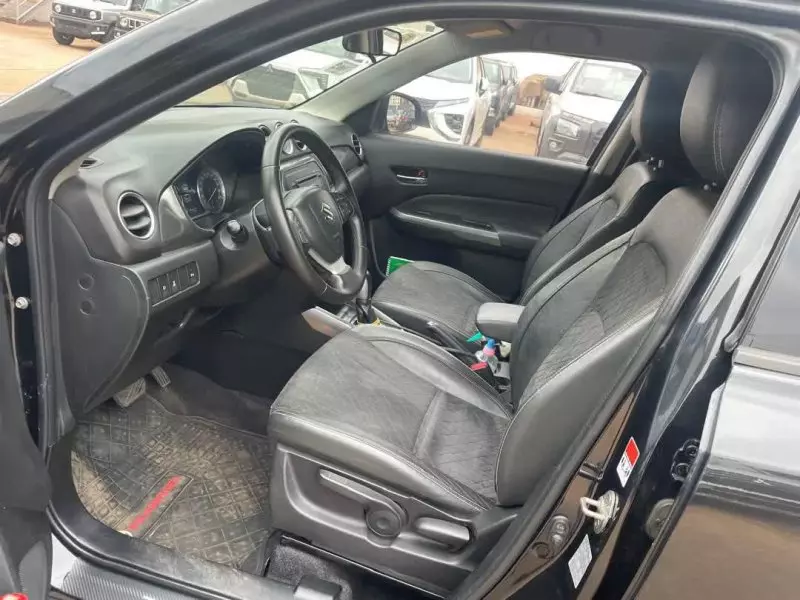 SUZUKI Vitara   - 2020