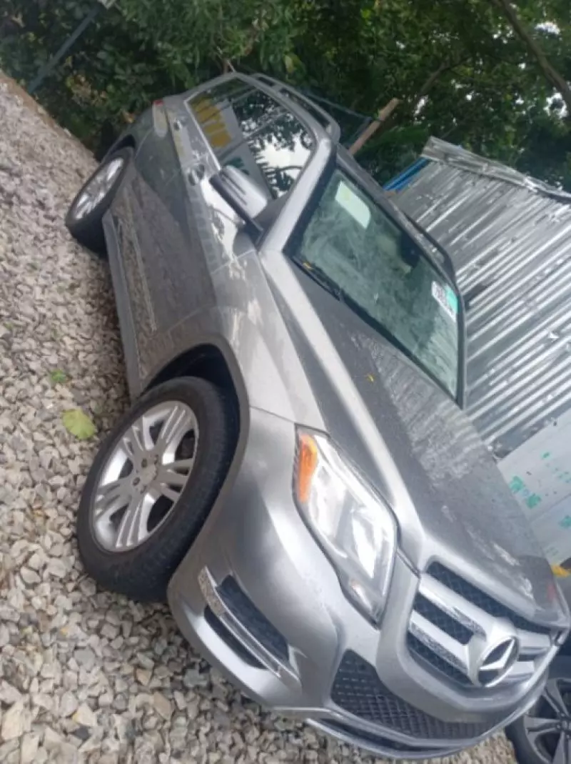 Mercedes-Benz GLK 350   - 2013