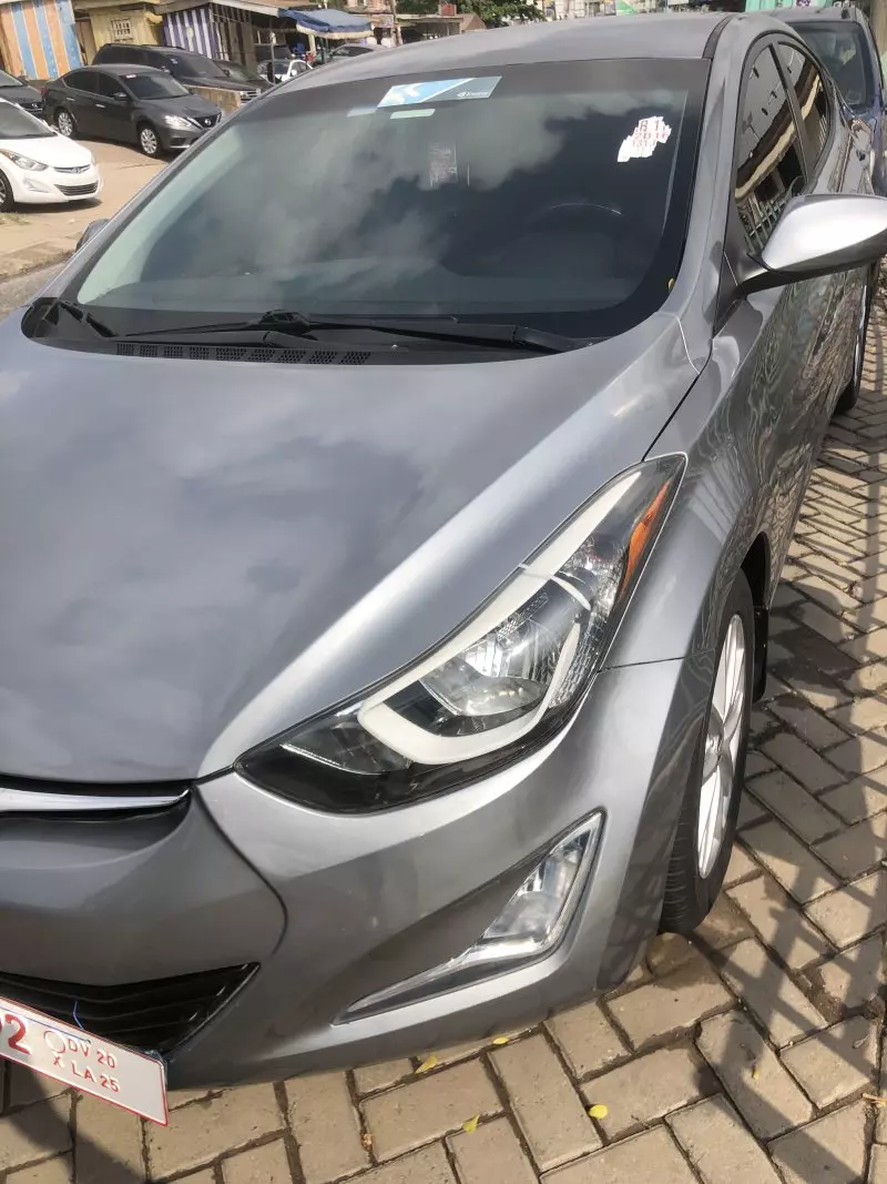 Hyundai Elantra   - 2016