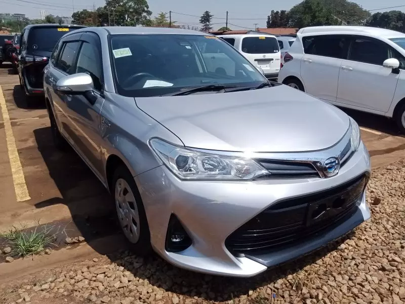 Toyota Fielder hybrid    - 2017
