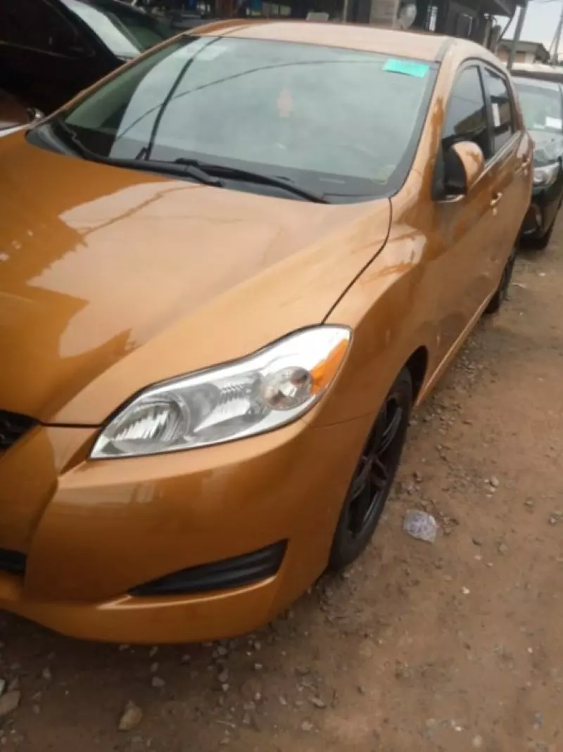 Toyota Corolla Matrix   - 2010