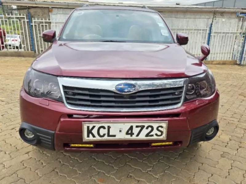 Subaru Forester   - 2010