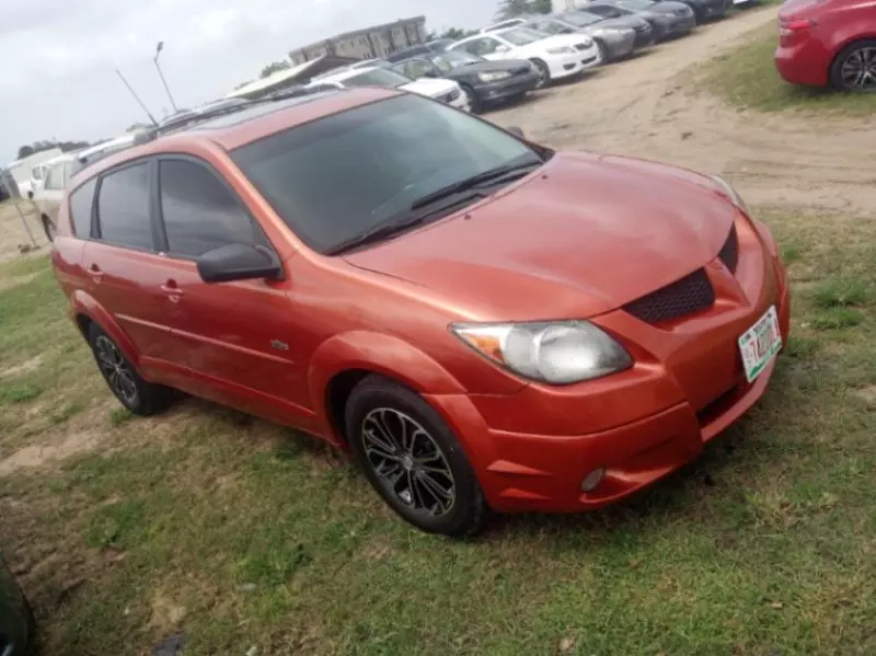 Pontiac Vibe - 2004