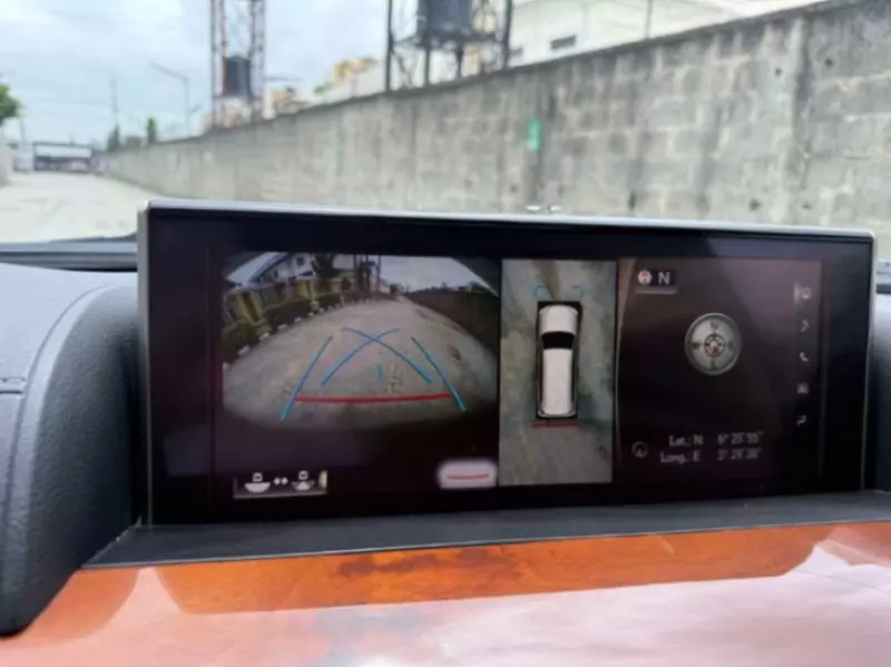 Lexus LX 570   - 2019