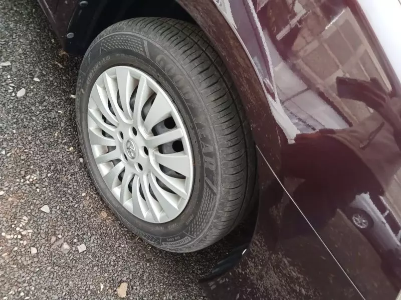 Toyota Premio    - 2016