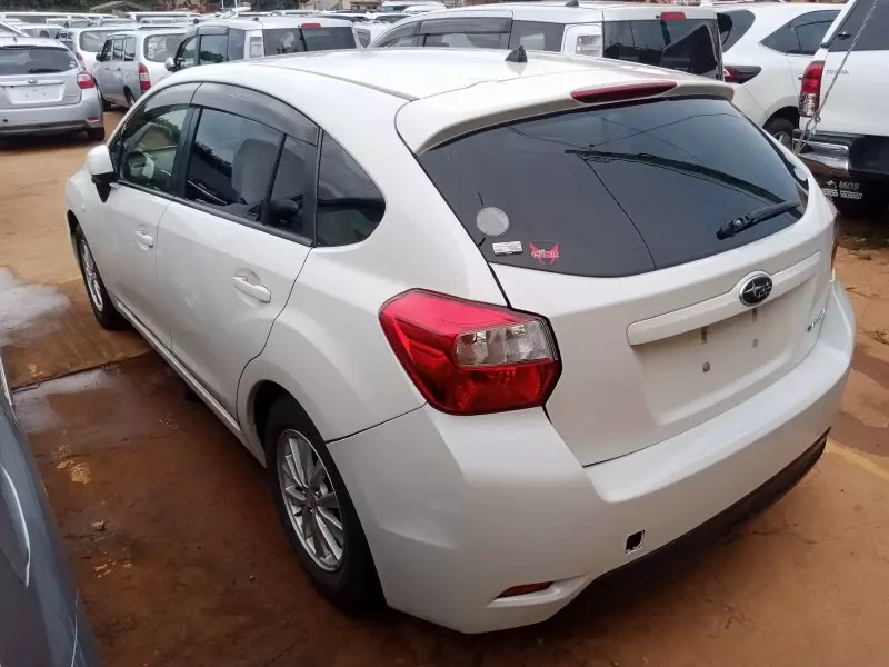 Subaru Impreza   - 2016