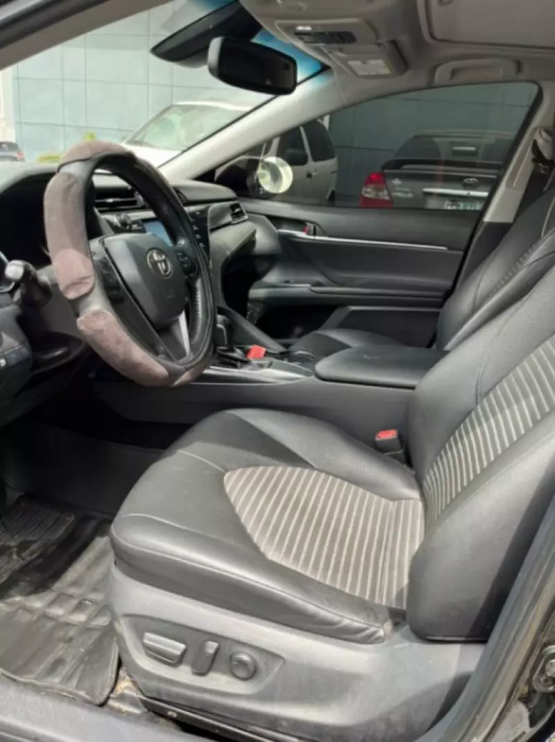 Toyota Camry   - 2017