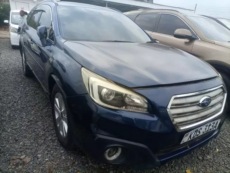 Subaru Outback   - 2017