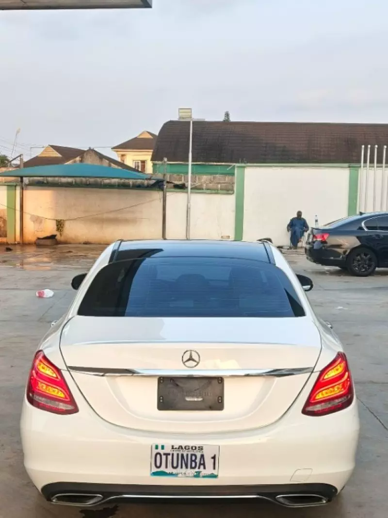 Mercedes-Benz C-Class   - 2015