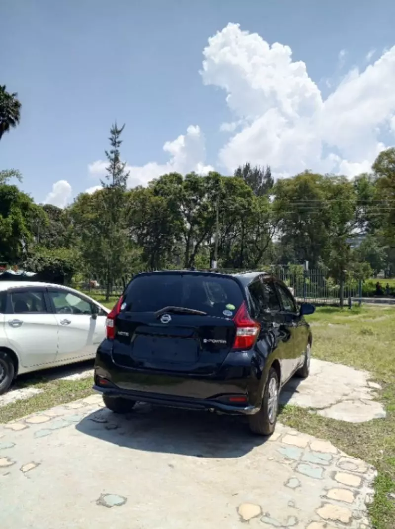 Nissan 100 NX   - 2018